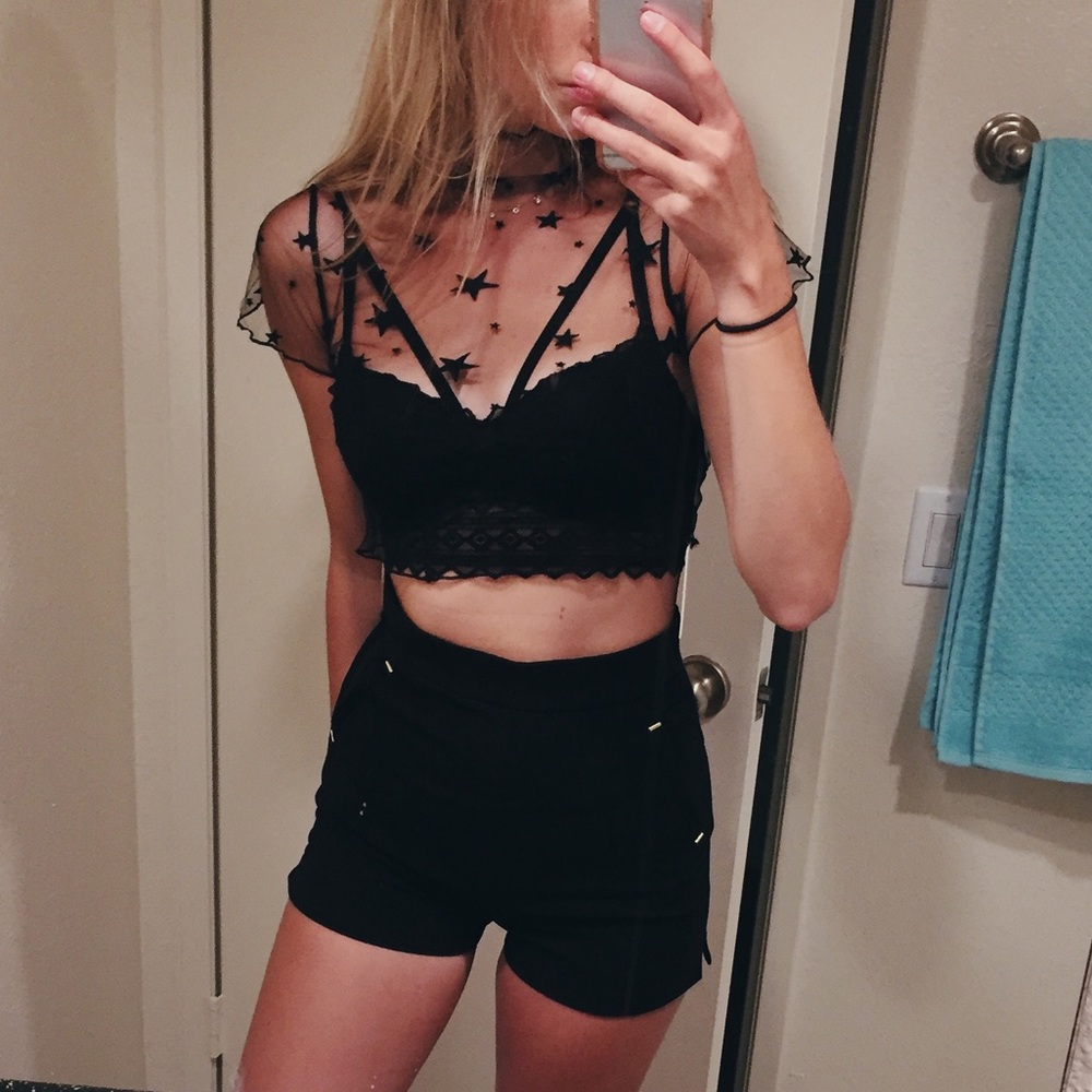 ★ Starry Mesh Crop Top ★ - Picture 2 of 5